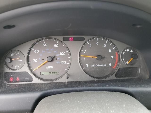 2000 Nissan Sentra Base