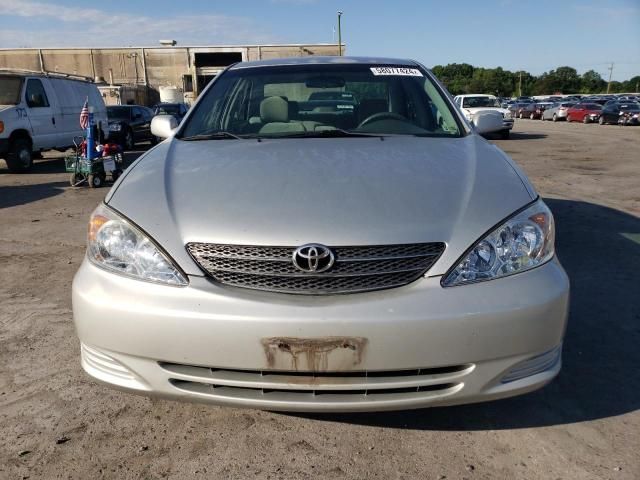 2004 Toyota Camry LE