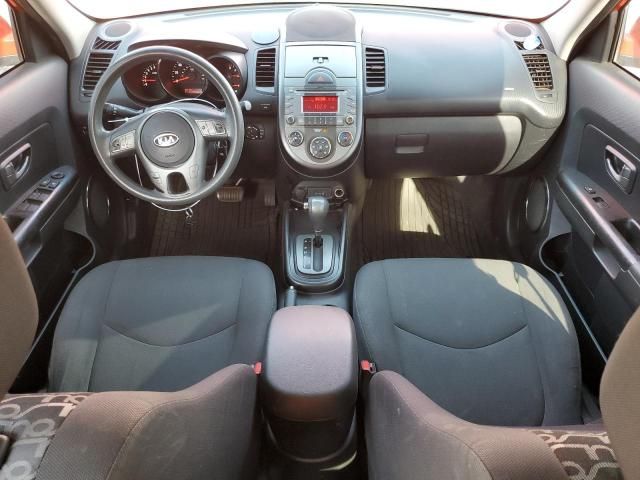 2010 KIA Soul +