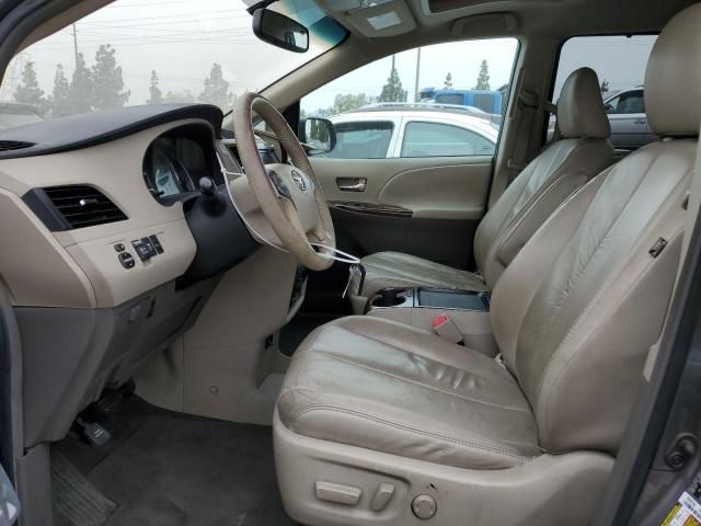 2011 Toyota Sienna XLE