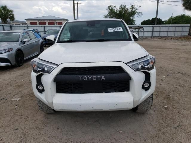 2022 Toyota 4runner SR5