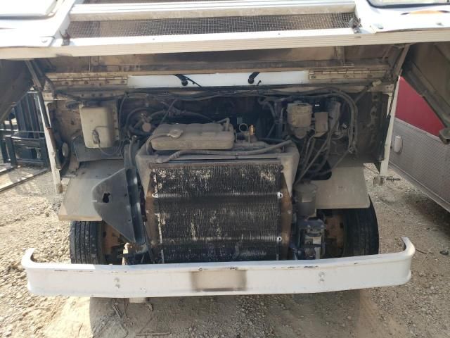 2004 Freightliner Chassis M Line WALK-IN Van