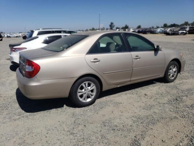 2004 Toyota Camry LE