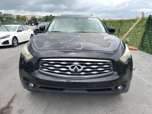 2011 Infiniti FX35