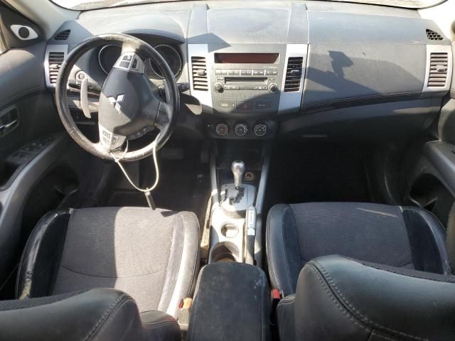 2011 Mitsubishi Outlander SE