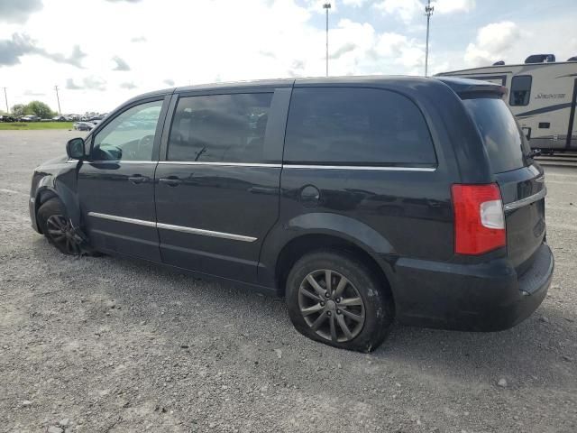 2014 Chrysler Town & Country S