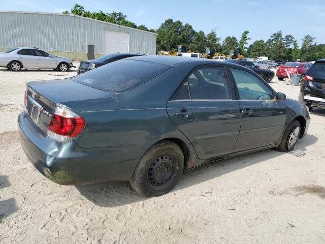 2005 Toyota Camry LE