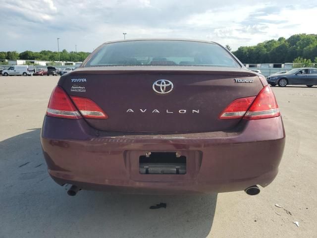 2005 Toyota Avalon XL