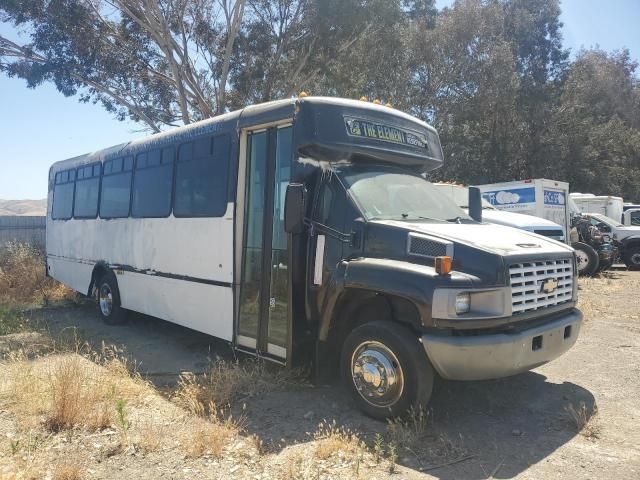 2004 Chevrolet C5500 C5V042