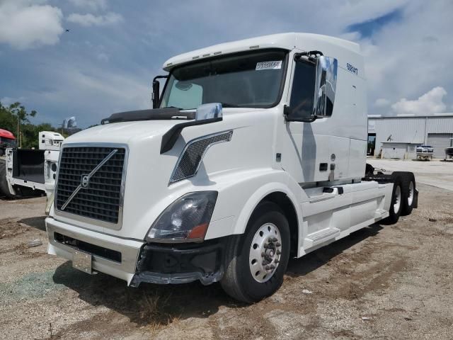 2014 Volvo VN VNL