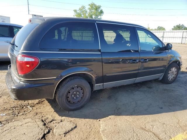 2007 Chrysler Town & Country LX