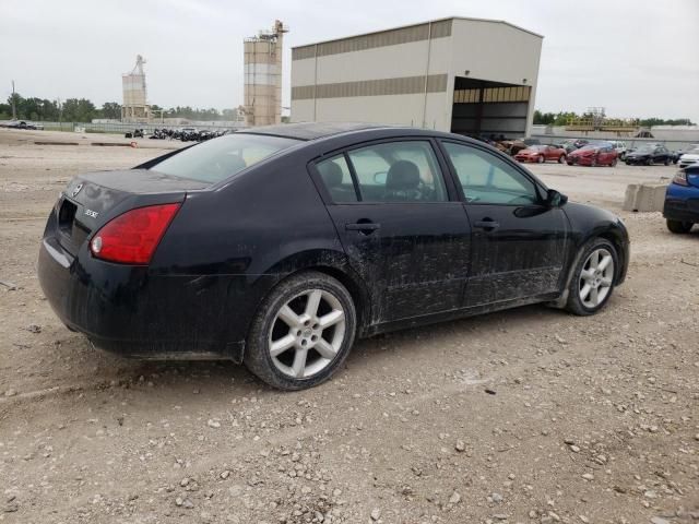 2004 Nissan Maxima SE