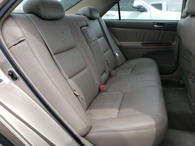 2004 Toyota Camry LE