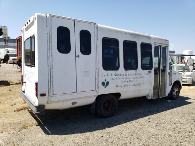 2000 Ford Econoline E350 Super Duty Cutaway Van