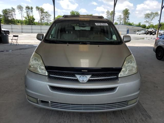 2005 Toyota Sienna XLE