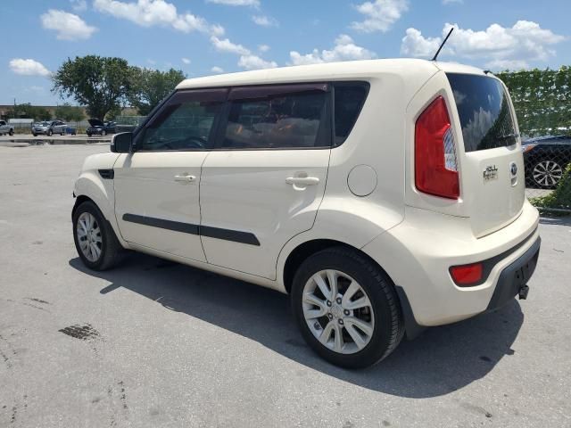 2013 KIA Soul +