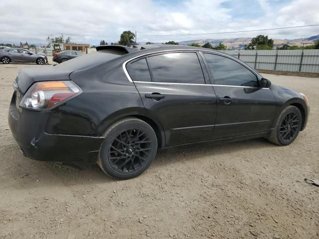 2010 Nissan Altima Base