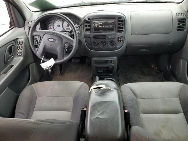 2003 Ford Escape XLS