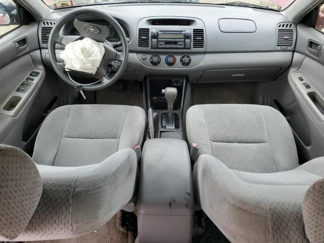 2004 Toyota Camry LE