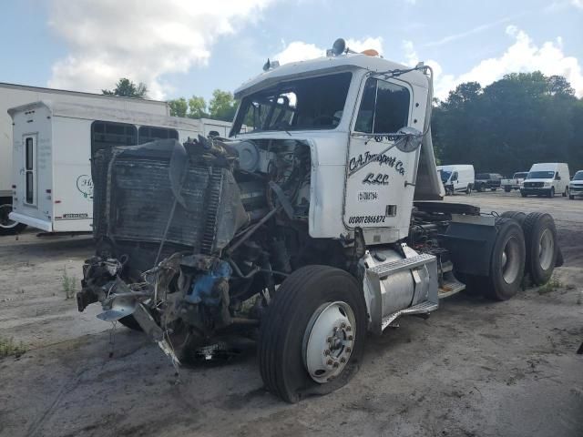 1995 Freightliner Conventional FLD120