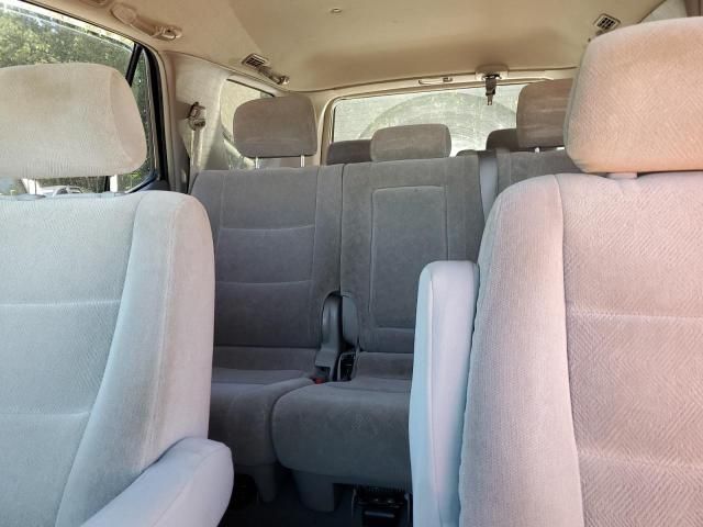 2004 Toyota Sequoia SR5