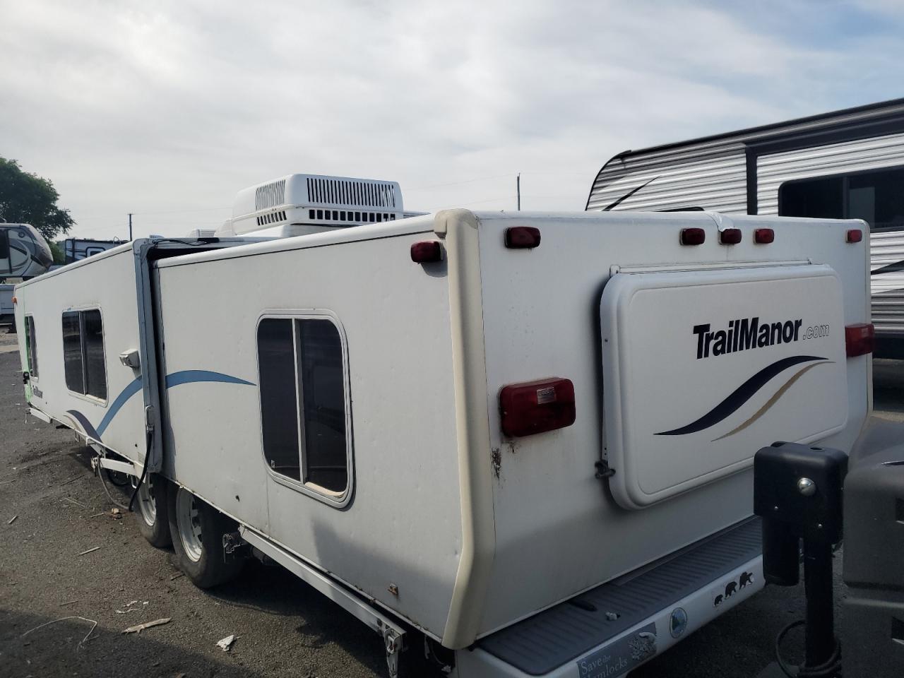 2005 Trailmanor Trailer
