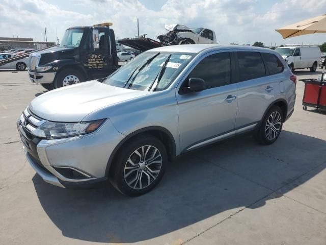 2017 Mitsubishi Outlander ES