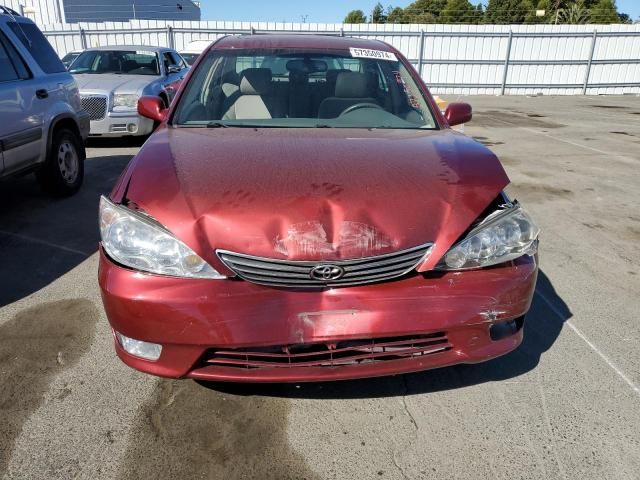 2005 Toyota Camry LE