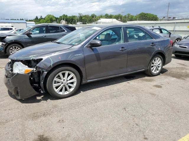 2014 Toyota Camry Hybrid