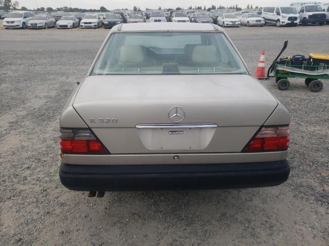 1994 Mercedes-Benz E 320