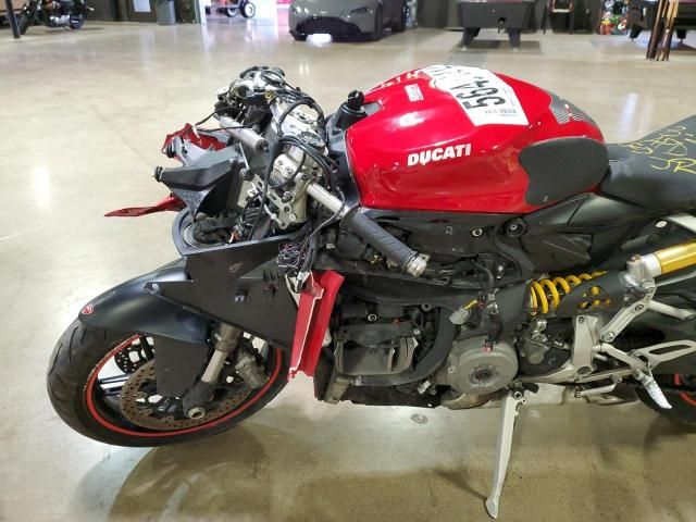 2014 Ducati Superbike 899 Panigale