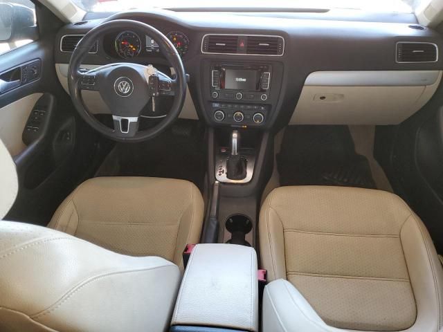 2014 Volkswagen Jetta Hybrid