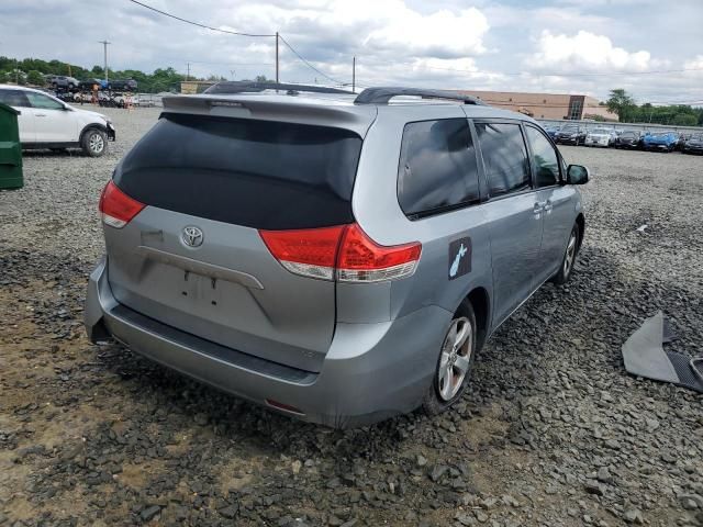 2011 Toyota Sienna LE