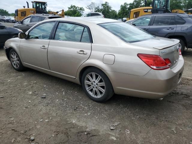 2005 Toyota Avalon XL