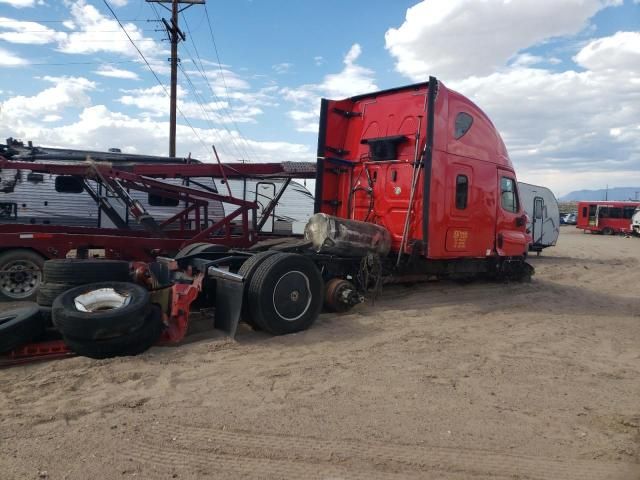 2018 Freightliner Cascadia 125