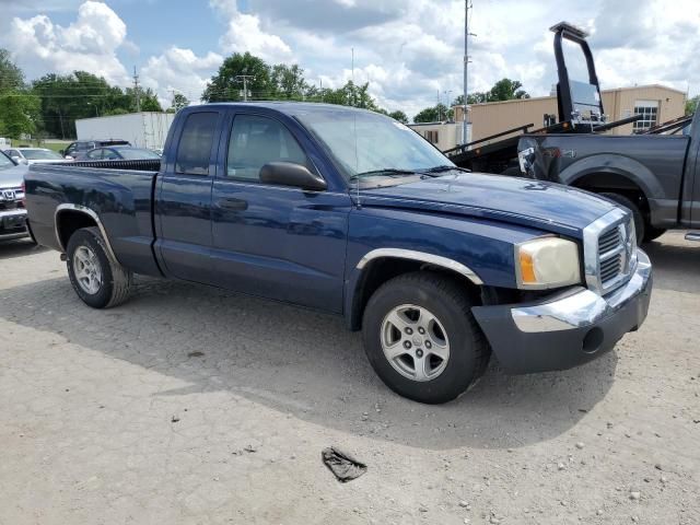 2005 Dodge Dakota SLT