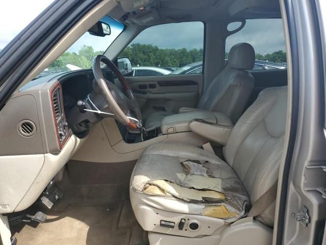 2005 Cadillac Escalade Luxury