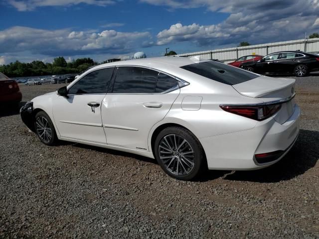 2022 Lexus ES 300H Base