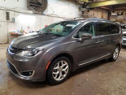 Chrysler Vehiculos salvage en venta: 2017 Chrysler Pacifica Touring L