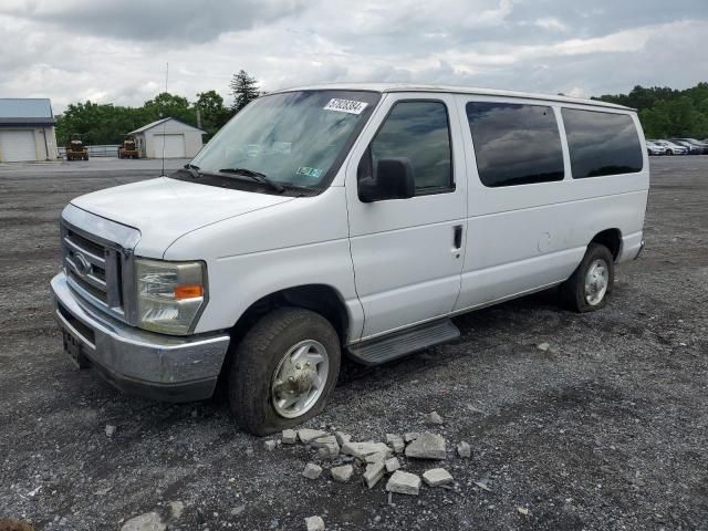 2009 Ford Econoline E350 Super Duty Wagon