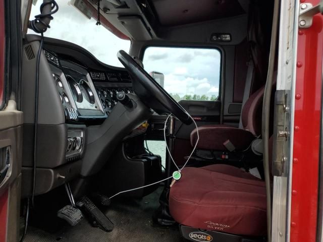 2015 Kenworth Construction T660