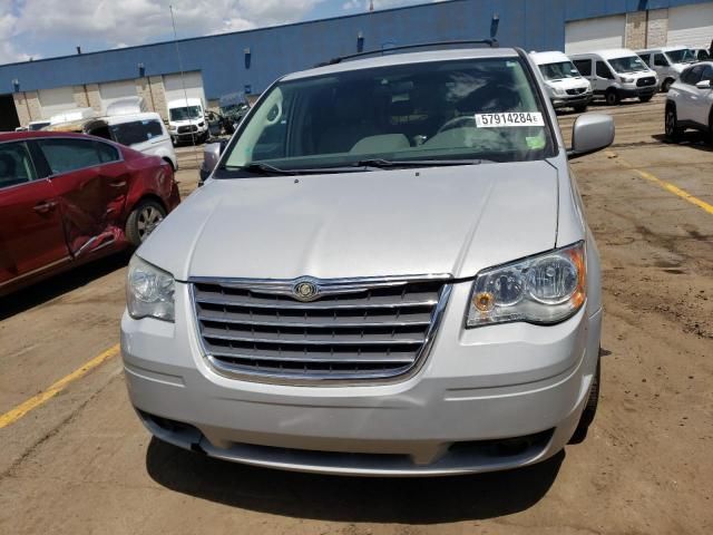 2009 Chrysler Town & Country Touring