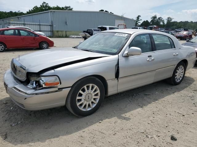 2007 Lincoln Town Car Signature