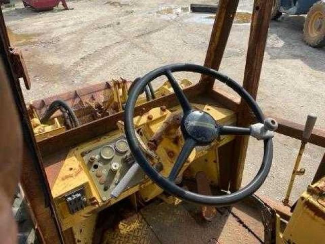 1978 Caterpillar 910