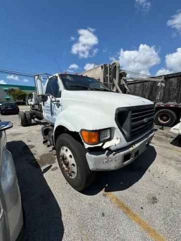 2000 Ford F750 Super Duty