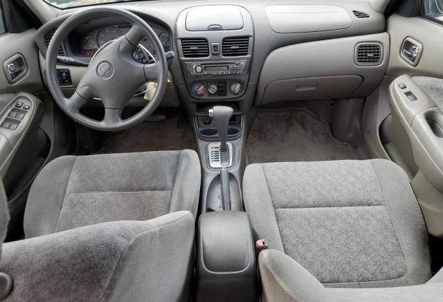 2000 Nissan Sentra Base