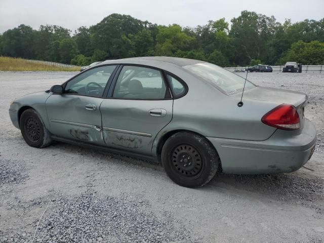 2005 Ford Taurus SE