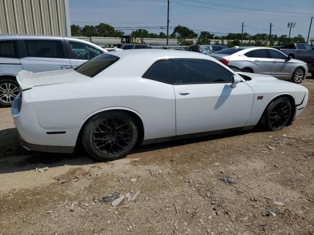 2015 Dodge Challenger SXT Plus