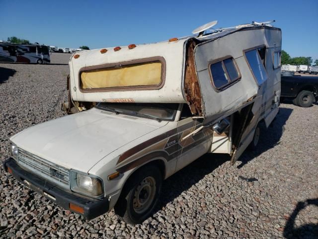 1983 Toyota P/U Camper