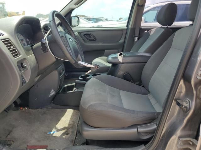 2003 Ford Escape XLS